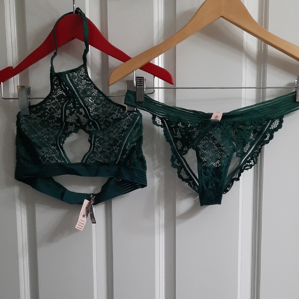 New Victoria's Secret Lace Halter Bralette & Cheekini Set In Emerald Green Set